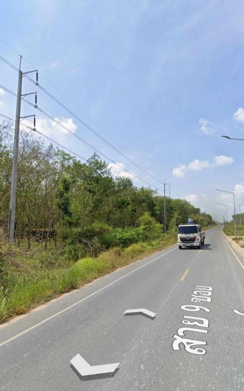 #ขายที่ดินนิคมพัฒนาระยอง#ขายที่ดินผังม่วงลายนิคมพัฒนาระยอง????️เนื้อที่48-2-77.7ไร่  ????นิคมพัฒนา สาย9  ต.พนานิคม บ้านค่าย จ.ระยอง????ที่ดินผังม่วงลาย????ขายไร่ละ  2.7 ลบ.   (โอนราคาประเมิน)????️ทำเลดีติดถนนใหญ่????️รถใหญ่สามารถเข้า-ออกได่สะดวกสบาย????️หน้ากว้างประมาณ 160 เมตร????️ลึกประมาณ 497 เมตร????️ติดถนน สาธารณะ????️เหมาะทำโรงงาน โกดัง ที่จอดรถ ????️เก็งกำไร หรือพัฒนาด้านอื่นๆ- ห่างจากท