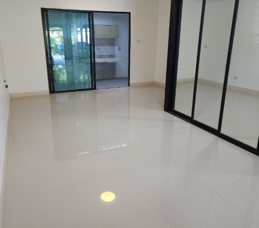 ขายทาวน์โฮม อารียา  เดอะ คัลเลอร์ส บางนา - วงแหวน 2 กม 10