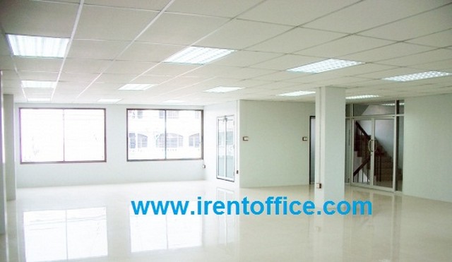 ออฟฟิศถูก คลองสาน ลาดหญ้า  อาคารชินธวัชชัย  O2,512,59O9,  O84,543,4833 www.irentoffice.com