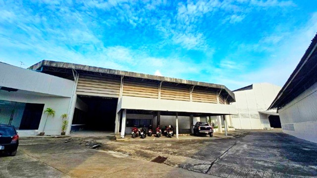 พร้อมออฟฟิศ 395 ตร.วา.MRTศรีนุช 800ม. ถ.สุขุมวิท 77 รีโนเวทใหม่ โรงงาน 7-ELEVEN 1,405 ตร.ม.ให้เช่า   อ่อนนุช60-70