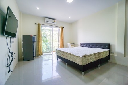 ขายอาคารพาณิชย์ 3ชั้น 4นอน 5น้ำ 1 ห้องครัว โรงจอดรถ 1ห้องออฟฟิศ ตำบลบ่อผุด อำเภอเกาะสมุย จังหวัดสุราษฏ์ธานี