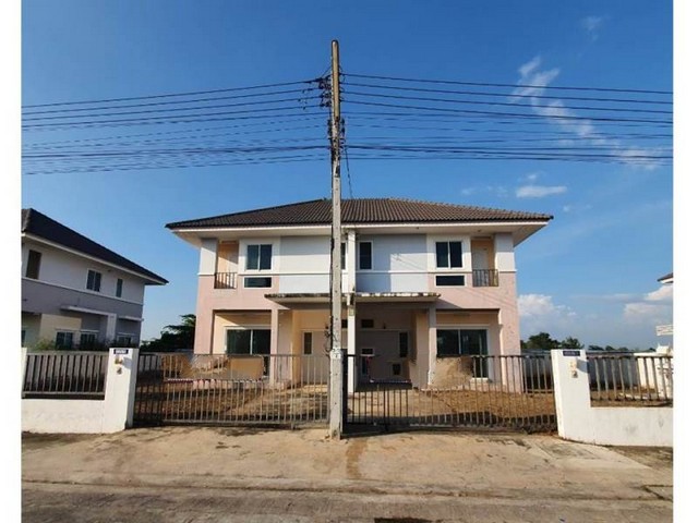   Code ID : PGPLK630009  ราคา 4,400,000  บาท ▸ เนื้อที่ 1 งาน 8.40 ตร.ว   พื้นที่ใช้สอย 257.4 ตร.ม.   ▸ 6 ห้องนอน 4 ห้องน้ำ    ▸ 2 ที่จอดรถ   บ้านหันไปทางทิศใต้  พิกัดทรัพย์ : https://maps.app.goo.gl/BtpVBJ65KUBaLUyW8  สถานที่ใกล้เคียง ▸ใกล้  สถานีรถไฟกรุงเทพ ▸ใกล้  โลตัส พิษณุโลก 2 (ท่าทอง) ▸ใกล้  ท่าอากาศยานพิษณุโลก ▸ใกล้  แม็คโคร พิษณุโลก 1  สอบถามเพิ่มเติม / นัดชม โทร. 097-419-5982(พลอย) โทร. 096-932-4624(ออมสิน) Line : @panaya (มี@ด้านหน้า)  ปรึกษาสินเชื่อฟรี One Stop Serv