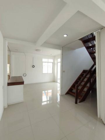 ให้เช่าบ้านเดี่ยว 2 ชั้น ย่านลาดพร้าว 110 ทาวน์อินทาวน์ รามคำแหง