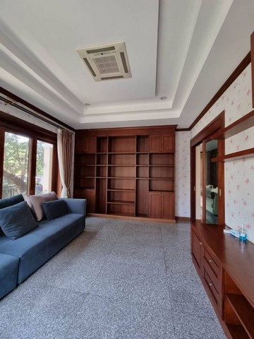 ขายต่ำกว่าราคาบ้านเดี่ยว 2 ชั้น หลังท้ายซอย ดิเอสตีม สันกำแพง