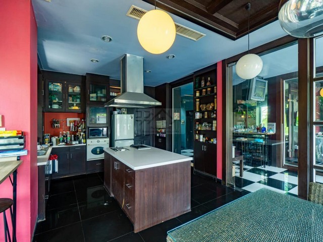 ขายบ้านเดี่ยว 2 ชั้น 3 อาคาร เนื้อที่ 136.9 ตารางวา 5 ห้องนอน หมู่บ้านพัฒนาการ ซอยพัฒนาการ30 ติดกับหมู่บ้านปัญญา บ้านสภาพดีมาก