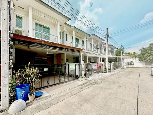 ขายทาวน์เฮาส์ 2 ชั้น หมู่บ้าน ไพร์มเพลส เดอะกรีนเนอรี่-บางใหญ่ เนื้อที่ 21.2 ตร.ว. ขายเพียง 2,340,000 ล้านบาท