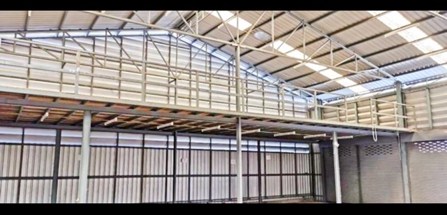 MRTรัชดาภิเษก 900ม. โกดัง คลังสินค้า 2 ชั้น หลังคาสูง 8ม. 118 ตร.วา.460 ตร.ม.ซ.รัชดาภิเษก 14-26 ให้เช่า  ม.เซ็นจอห์น 2.7 กม.