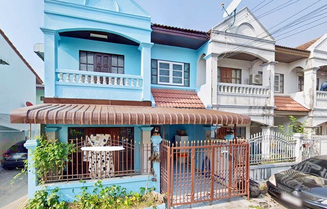 เซ็นทรัล รัตนาธิเบศร์ 1.4กม.ทาวน์เฮาส์  2ชั้น หลังมุม กองสลาก สนามบินน้ำ 300ม. 3นอน 2น้ำ ให้เช่า MRT สนามบินน้ำ 1.5 กม. 22ตร.วา. 210ตร.ม. 