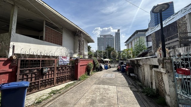 บ้านเดี่ยว 2 ชั้น 56 ตารางวา ซอย ลาดพร้าว 30 ราคาถูก ใกล้ MRT  ลาดพร้าว