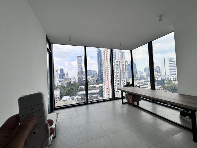 ราคาดีที่สุดในโครงการ!ห้องพร้อมระเบียง พร้อมเฟอร์ Modern Tait Sathorn 12 ขนาด 52.82 ตร.ม ชั้น 12A