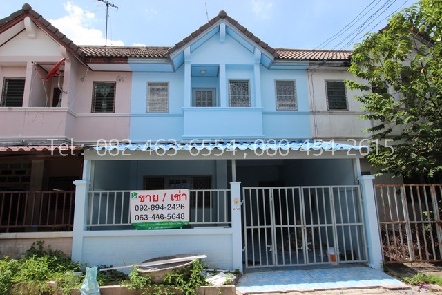 สอบถามเพิ่มเติม :  082-463-6554 , 080-454-2615เช่า ทาวน์เฮ้าส์ 2 ชั้น หมู่บ้านแพรมาพร รังสิต - นครนายก คลอง11 ธัญบุรีที่ตั้ง : 40/276 ซอย 19 หมู่บ้านแพรมาพรเพลส รังสิต คลอง11 ถ.รังสิต-นครนายก ธัญบุรี ปทุมธานีรายละเอียด :  - สูง 2 ชั้น - 18 ตร.ว.- 2 ห้องนอน 1 ห้องน้ำ 1 ครัว - บ้านหลังสีฟ้าราคาขาย 850,000 บาทโซน: รังสิต-นครนายก, ธัญบุรี, ปทุมธานีสถานที่ใกล้เคียง: - ใกล้สถาบันการพลศึกษาวิทยาเขตกรุงเทพฯ ร.ร. ชุมชนว