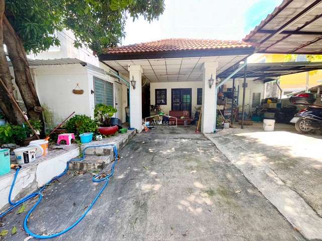 ขายบ้านสร้างเองชั้นเดียว-โกสุมรวมใจ 37 ดอนเมือง ใกล้สถานีรถไฟฟ้าสายสีชมพู เนื้อที่ 60 ตร.ว. ขายเพีย 3,990,000 ล้านบาท