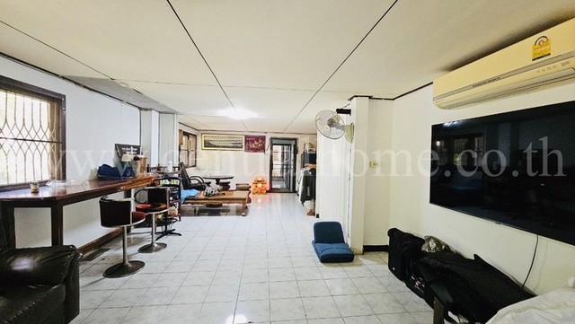 บ้านเดี่ยว 2 ชั้น หมู่บ้านเมืองทองธานีโครงการ 2 ใกล้ Impact เมืองทองธานี