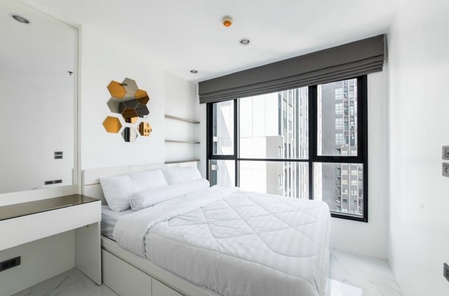 Sub1246ขาย-ให้เช่า The Base Rama 9 - Ramkhamhaeng ให้เช่า13,000 บาทต่อเดือนเดอะเบส พระรามเก้า-รามคำแหงใกล้ Airport Link รามคำแหงเฟอร์นิเจอร์ครบ พร้อมเข้าอยู่ ห้องตกแต่งใหม่ ห้องมุม ไม่ติดใคร วิวด้านหน้าโครงการ1 ห้องนอน 1 ห้องน้ำ 1 ห้องนั่งเล่น 1 ห้องครัว ขนาดห้อง 30 ตร.ม ชั้น 17ขายอยู่ที่ 2,400,000 บาทให้เช่า ราคา 13,000 บาท ต่อเดือน สัญญา ขั้นต่ำ 1 ปี มัดจำ 2 เดือน (ขายรับนายหน้า,ปล่อยเช่าไม่รับนายหน้า) สนใจติดต