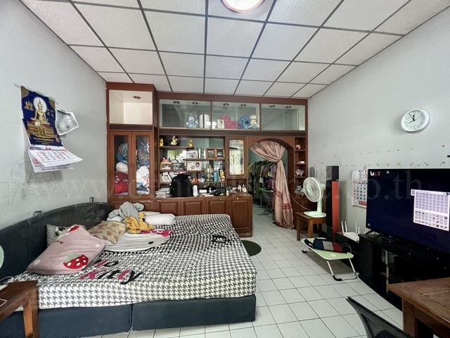 ทาวน์เฮาส์ หมู่บ้าน ตะวันนา จตุโชติ 12 สุขาภิบาล 5 - สายไหม