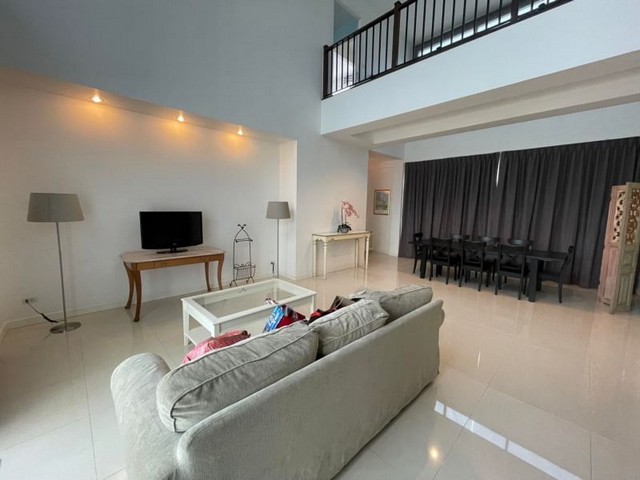 ขายบ้านเดี่ยว 2 ชั้น บ้านธารารมณ์ รามคำแหง ซอย 9  style modern