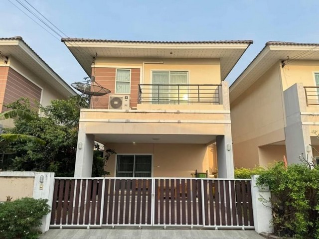 ให้เช่า บ้านแฝด 2 ชั้น พร้อมเข้าอยู่ มบ. มณีรินทร์ วิลเลจ หนองมน ชลบุรี TP-H0726