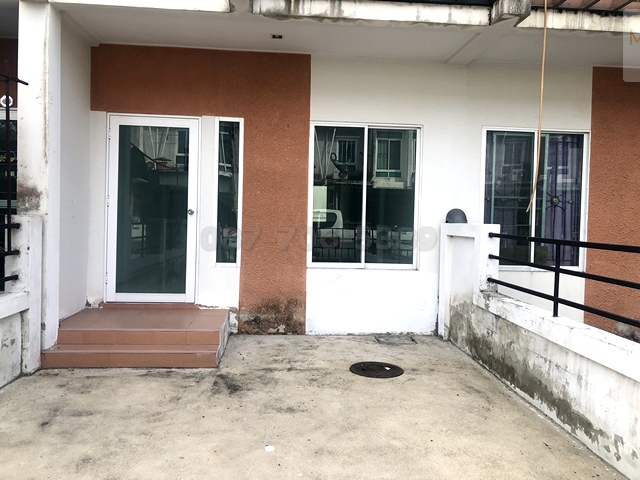 ขายทาวน์เฮ้าส์ 2 ชั้น ม.นันทวันสกุลดี เนื้อที่ 18.5 ตร.ว. เขตหนองจอก