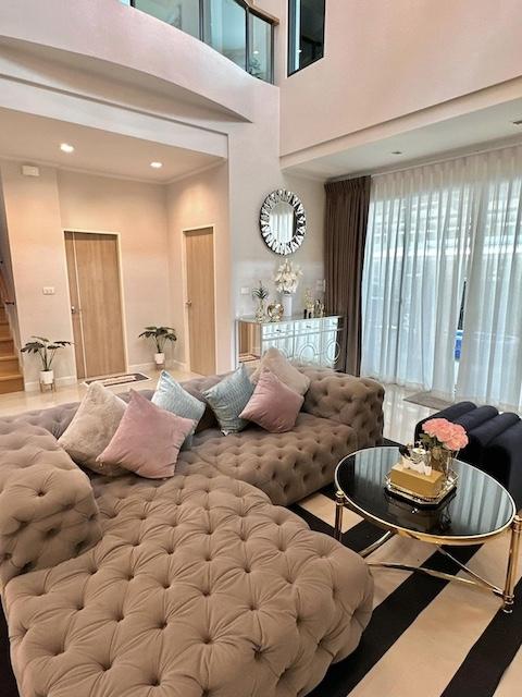 P83 ให้เช่า ขาย บ้านเดี่ยว 3 ชั้น โครงการ หมู่บ้าน ศุภาลัย เอสเซ้นส์ สวนหลวง Supalai Essence Suanluang