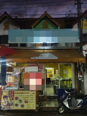 ทาวน์เฮ้าส์ 2 ชั้น เนื้อที่  19 ตร.ว. ทำเลขายของได้ ใกล้ตลาด  ซอยรามคำแหง 166  ถนนสุขาภิบาล 3  แขวงมีนบุรี เขตมีนบุรี กรุงเทพมหานคร