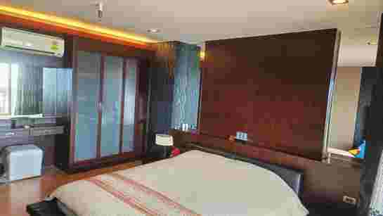 ขายด่วนพร้อมจบ คอนโดทำเลทองย่านเศรฐกิจ โครงงาน ณุศา สเตท ทาวเวอร์ คอนโดมิเนียม (Nusa State Tower Condominium )