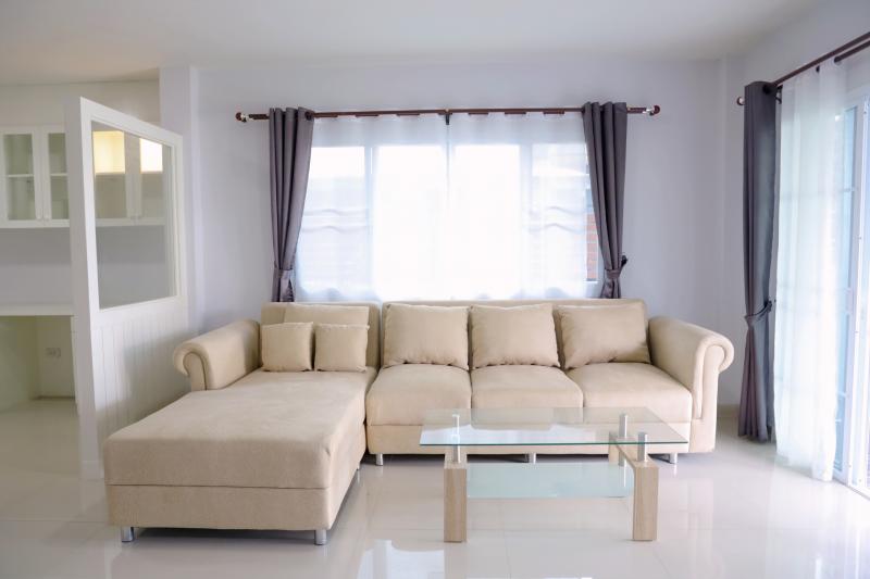 Home Office  3.65 ล้าน พร้อมเฟอร์ และ Built-In บ้านใหม่(โครงการจิตต์อารีวิลล์ 1)ติดสระว่ายน้ำ Filippo : Pool Bar & Pool Party ทำเลดีใจกลางเมือง ใกล้สนามบิน และ Centralบ้านเดี่ยวสองชั้น  ลำปางผ่อนเริ่มต้น 8,xxx เท่านั้น 3 ห้องนอน ???? (มี1ห้องนอนด้านล่าง)3 ห้องน้ำ 2 จอดรถ1 ห้องนั่งเล่น1 ห้องทานข้าว1 ห้องครัวเนื้อที่ 50.8 ตร.ว.พื้นที่ใช้สอยประมาณ 144 ตร.ม...: : สอบถามรายละเอียดเพิ่มเติมติดต่อ : : คุณอัจจิมา จารุไพบูลย์TEL : 08