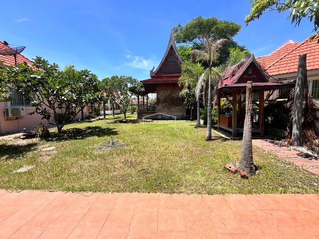 ขายบ้านเดี่ยว 2 ชั้น หมู่บ้าน นพนภา-Nopnapa คลองตำหรุ ชลบุรี เนื้อที่ 306 ตร.ว. ขายเพียง 15,000,000 ล้านบาท