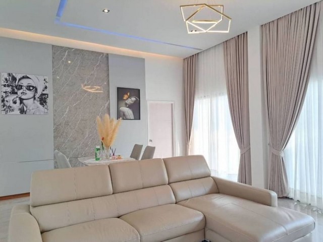 ให้เช่าพูลวิลล่า พัทยา ใกล้หาดจอมเทียน ใกล้ทางด่วนมอเตอร์เวย์ TP-H0734