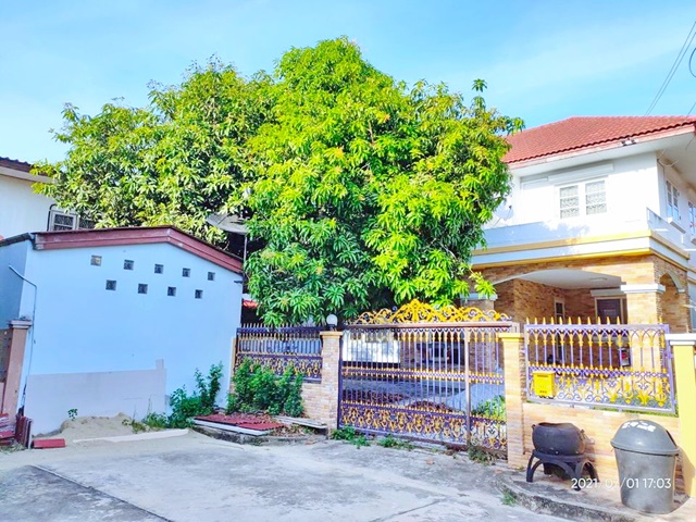 สนามบินสุวรรณภูมิ 2.9 กม พระจอมเกล้าลาดกระบัง 3.5 กม..ให้เช่า คฤหาสน์ 2ชั้น เฟอร์ครบ 3นอน ฉลองกรุง 22-26 2น้ำ .4แอร์ 65ตร.ว. 255 ตร.ม. 