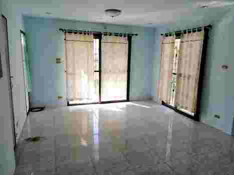 ขาย บ้านเดี่ยว 2 ชั้น หมู่บ้าน แฟมิลี่ปาร์ค  ตำบลนาป่า อำเภอเมือง ชลบุรี 20000 (เจ้าของขายเอง)