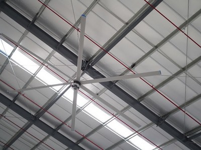 โกดัง/โรงงานใหม่ 100%ให้เช่าที่ แหลมฉบัง(Free zone）คุ้มค่าลงทุน !!