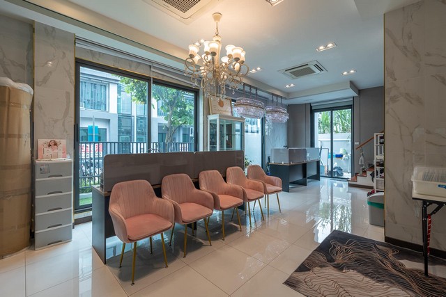 S2582 ขายโฮมออฟฟิศ 4 ชั้น โครงการเจดับบลิว เออเบิร์น ย่านสรงประภา ดอนเมือง ใกล้สนามบินดอนเมือง