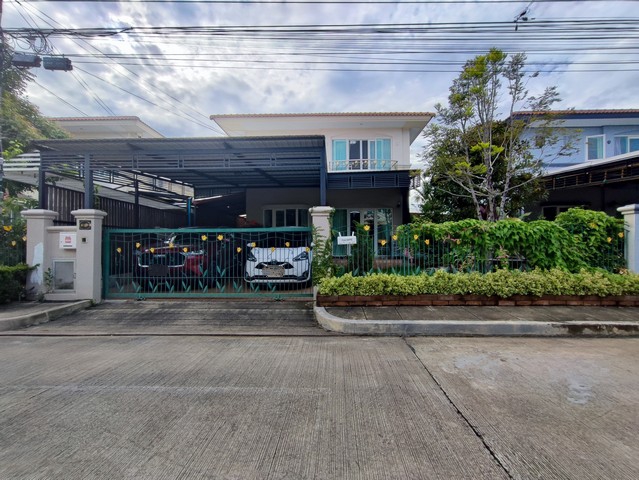 ให้เช่าบ้านเดี่ยว ศุภาลัย พาร์ค วิลล์ ประชาอุทิศ 86 Supalai Park Ville Prachauthit 86 แต่งครัวและสวนสวยมาก  รายละเอียด :-รูปภาพเพิ่มเติม : https://bit.ly/3UhgIvFhttps://www.winnerestateplus.com/ติดต่อพี่เปี๊ยก Tel : 098-628-7956 ให้เช่าศุภาลัย พาร์ค วิลล์ ประชาอุทิศ 86 Supalai Park Ville Prachauthit 86 ต่อเติมตกแต่งครัวและสวนสวยมากน่าอยู่ ร่มรื่น สวนในบ้าน ข้างบ้านมีระบบดูแลให้น้ำอัตโนมัติ  ทำเลเงียบสงบ ใกล้สำนักงานเขตทุ่งครุ สัมผัสชีวิตสบาย…สไ