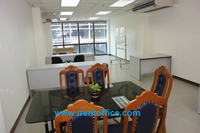 ออฟฟิศให้เช่าสุรวงศ์ สีลม บางรัก อาคารกิจพาณิชย์ O2,512,59O9,  O84,543,4833 www.irentoffice.com