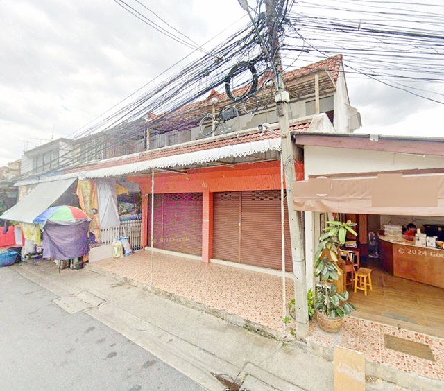 ซ.รามอินทรา 61-69 ให้เช่า 19,999 b-m MRTรามอินทรา40 600ม. บิ๊กซีคู้บอน 1.2 กม. ถูกที่สุดในโลก 2คูหาติดกัน หัวมุม อาคารพาณิชย์ 2 ชั้น 40ตร.ว.300ตร.ม. 3 นอน 2 น้ำ ม.เกริก 6.5 กม .MRT RamIntra40 600m. BigC Khubon 1.2km. Cheapest in the world 2adjacent shophouses corner 2-storey commercial building 40sq.w. 300sq.m. 3bed 2bath Krirk University 6.5 km.Soi Ram Intra 61-69 for rent 19,999 b-m good location people pass by all the time  convenient transportation ซ.รามอินทรา 61-69ถ.รามอินทรา คู้บอนแขวงรามอินทรา เขตคันนายาว กรุงเทพมหานคร 40ตร.ว. 300ตร.ม.40sq.w. 300sq.m.กม.ทำเลดี ผู้คนผ่านไปมาตลอดเว�