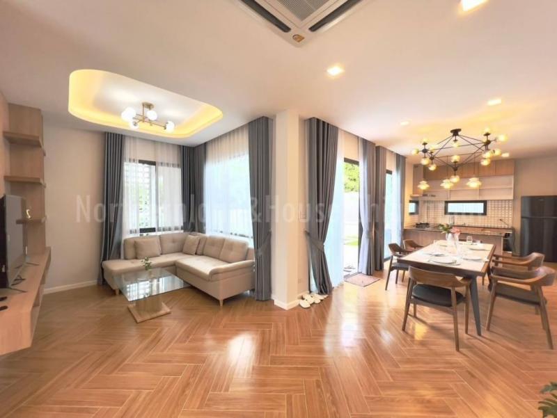 บ้านพูลวิลล่าขายเพียง 6.9 ล้าน 76 ตรว. 4 นอน 5 น้ำ บ้านชั้นเดียว สไตล์โมเดิร์น แปลงมุม ขายพร้อมผู้เช่ารับรายได้เดือนละ57,000 บาท