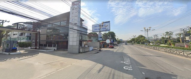            ขายโฮมออฟฟิศ ทรงโมเดิร์น ขนาดเนื้อที่ 54 ตรว. รูปแปลงที่ดินกว้าง 13 เมตร ยาว 17 เมตร อาคารมี 4 ชั้น ตัวอาคารหน้ากว้าง 10.5 เมตร หลังนี้อยู่ใกล้ทางเข้าโครงการ           ภายในมีพื้นที่ใช้สอย  498  ตรม. ตกแต่งสวยงาม  ประกอบด้วย ห้องประชุม 1 ห้อง , ห้องรับแขก , ห้องโถงใหญ่ 1 ห้อง , พื้นที่ทำงาน 3 ห้อง , มีห้องน้ำภายในอาคารทุกชั้น ต่อเติมด้านหลังไว้เแล้ว พร้อมสร้างห้องน้ำเพิ่มไว้ 2 ห