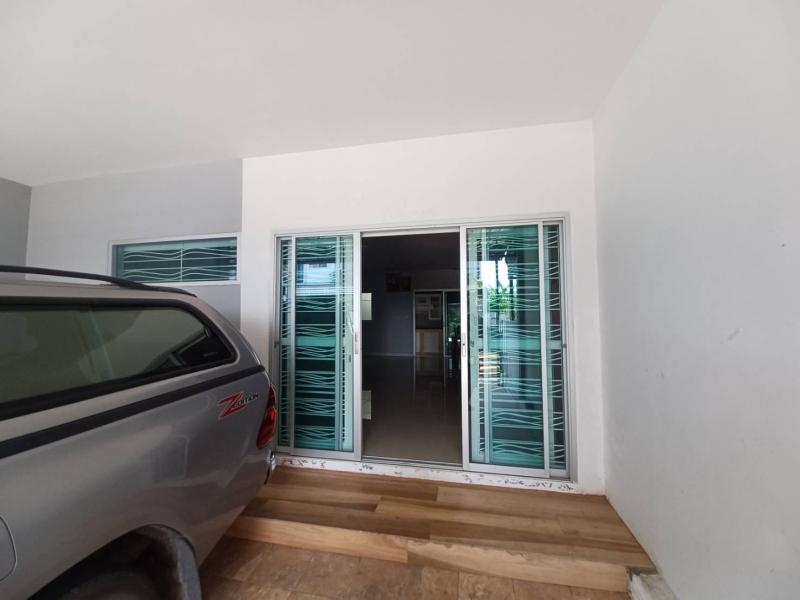 #ขายทาวน์โฮม2ชั้น#หมู่บ้านเมดิโอ้นิมิตรใหม่????ถนนนิมิตใหม่ ถนนสุวินทวงศ์ แขวงทรายกองดิน เขตคลองสามวา กรุงเทพมหานคร????บนพื้นที่ 22.5 ตร.ว.????3 นอน : 3 น้ำ : 1 ครัว  : 2 จอดรถ#ใกล้แฟชั่นไอส์แลนด์ #สวนสยาม #รพ.นวมินทร์✨ ราคาขาย​  2. XX ✨(ค่า​ธรรมเนียม​โอน​50/50)????ของแถม????แอร์ 1 ตัวปั้มน้ำ เครื่องกรองน้ำ ผ้าม่านโต๊ะทานข้าว✴️การเดินทางสะดวกถนนนิมิตรใหม่ถนนสุวินทวงศ์รถไฟฟ้าสายสีชมพู