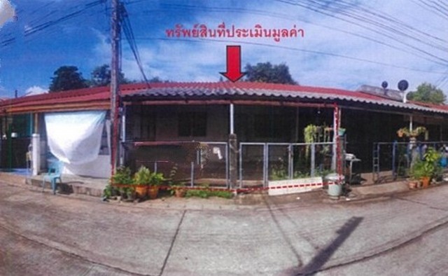   Code ID : PGPBN620002  ราคา  900,000  บาท ▸ เนื้อที่ 54.40 ตร.ว พื้นที่ใช้สอย 105 ตร.ม.   ▸2 ห้องนอน 1 ห้องน้ำ    ▸ 1 ที่จอดรถ   บ้านหันไปทางทิศตะวันออกเฉียงเหนือ  พิกัดทรัพย์ : https://maps.app.goo.gl/2xg5KPesHqua7uPN7  สถานที่ใกล้เคียง ▸ใกล้  แม็คโคร เพชรบูรณ์ ▸ใกล้  โลตัส เพชรบูรณ์ ▸ใกล้  ไทวัสดุ เพชรบูรณ์ ▸ใกล้  โรงพยาบาลเพชรบูรณ์  สอบถามเพิ่มเติม / นัดชม โทร. 097-419-5982(พลอย) โทร. 096-932-4624(ออมสิน) Line : @panaya (มี@ด้านหน้า)  ปรึกษาสินเชื่อฟรี One St