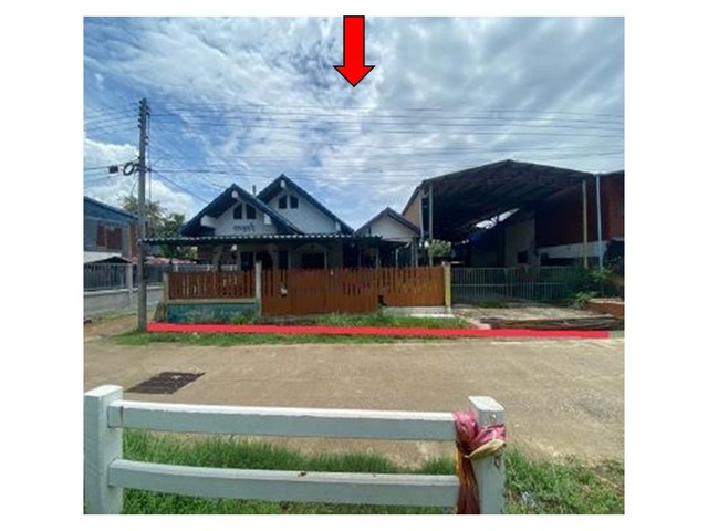   Code ID : PGPBN600003  ราคา  3,570,000   บาท ▸ เนื้อที่  2 งาน 78 ตร.ว    หลังที่ 1 พื้นที่ใช้สอย 183 ตร.ม.  ▸ 3 ห้องนอน 2 ห้องน้ำ   หลังที่ 2 พื้นที่ใช้สอย 677.75 ตร.ม.   หลังที่ 3 พื้นที่ใช้สอย   ▸ 3 ห้องนอน 1ห้องน้ำ   พิกัดทรัพย์ : https://maps.app.goo.gl/3tHACakb1gMuK5DQ6  สถานที่ใกล้เคียง ▸ใกล้  โลตัส บึงสามพัน เพชรบูรณ์ ▸ใกล้  ตลาดสดซับสมอทอด ▸ใกล้  ที่ว่าการอำเภอบึงสามพัน ▸ใกล้  PTT Station ปตท.บึงสามพัน  สอบถามเพิ่มเติม / นัดชม โทร. 097-419-5982(พลอย) โ�