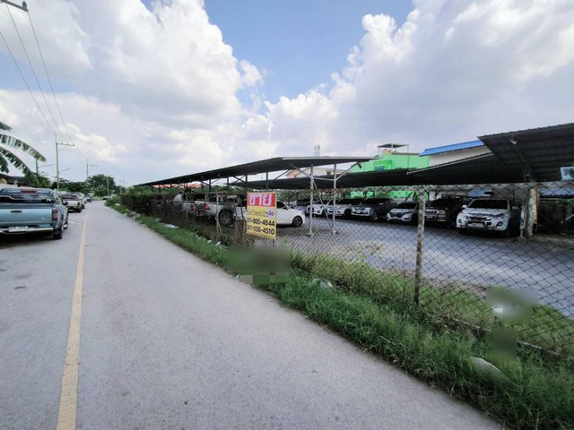 ขายที่ดิน 200 ตร.วา พร้อมโรงจอดรถ ย่านโรงงาน  ถ.เศรษฐกิจ 1  คลองครุ-ท่าทรายสมุทรสาคร  ZW484