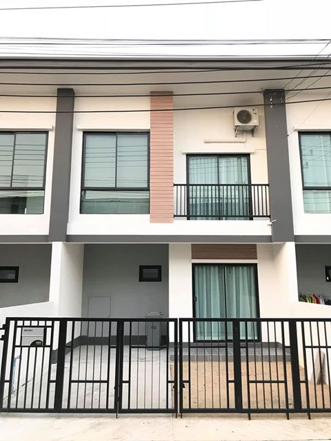 ซีเจ ลำลูกกา คลอง4 500ม.146 ตร.ม.20 ตร.วา.ครัวหินแกรนิต ให้เช่า 11,998 b-m แหล่งศึกษา ม.นอร์ทกรุงเทพ 8.9 กม.ช้อปปิ้ง ตลาดกลางลาดสวาย 2.6 .หาของกินสะดวก บิ๊กซี ลำลูกกา2 วิวสระว่ายน้ำ สวน ทาวน์เฮาส์ 2 ชั้น 3 นอน 2 น้ำ ฟิตเนส รพ.สายไหม 1.6 กม.BigC LamLukKa2 Swimming pool view garden 2-storey townhouse 3bed 2bath fitness SaiMai Hospital 1.6 km. 146sq m. 20sq wa.Granite kitchen for rent 11,998 b-m. Educational resources: North Bangkok University 8.9km. Shopping LatSawai Central Market 2.6 km. Find food CJ LamLukKa Khlong4 500m.ถนน ไสวประชาราษฎร์ พระองค์เจ้าสายคลอง 4ตำบลลาดส�