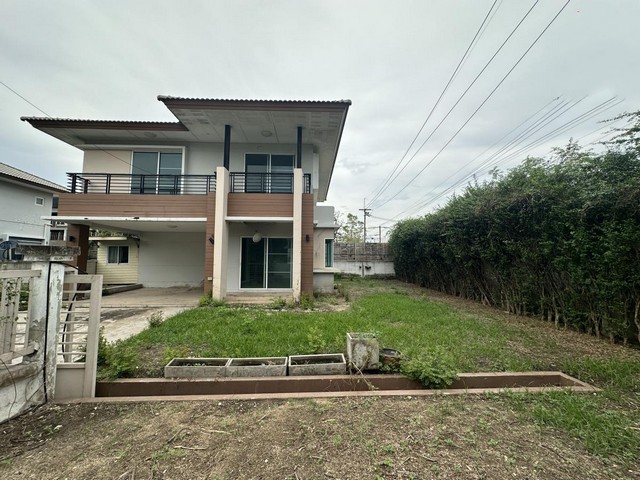 ขายบ้าน โฮม ออน กรีน ธัญธานี หลังมุม หน้ากว้าง ลาดสวาย ลำลูกกา ปทุมธานีรหัสทรัพย์ Y120016===========================• รายละเอียดประเภท : บ้านจำนวนชั้น : 2 ชั้นพื้นที่ : 88.60 วาพื้นที่ใช้สอย : 190 ตร.ม.ห้องนอน : 3 ห้องห้องน้ำ : 3 ห้องที่จอดรถ : 2• จุดเด่น- หลังมุม หน้ากว้าง ========================ทำเลดี สถานที่ใกล้เคียง– ฟิวเจอร์พาร์ค รังสิต– Major Cineplex– Fashion Island– Tesco Lotus และ Bic C– Thai – American International School– โรงเรียนสารสาตร์วิเทศรังสิต========