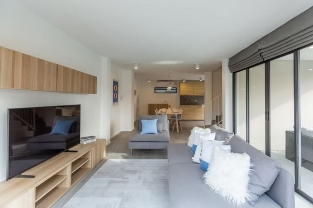 พูลวิลล่า รีโนเวทใหม่ ตกแต่งสวย ใกล้กาดฝรั่ง หางดง