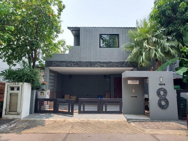 ให้เช่าบ้านเดี่ยว 2 ชั้น หมู่บ้าน Noble Tara เอกมัย-พระราม9 Zone B ย่านทาวน์อินทาวน์ ใกล้เลียบทางด่วน 