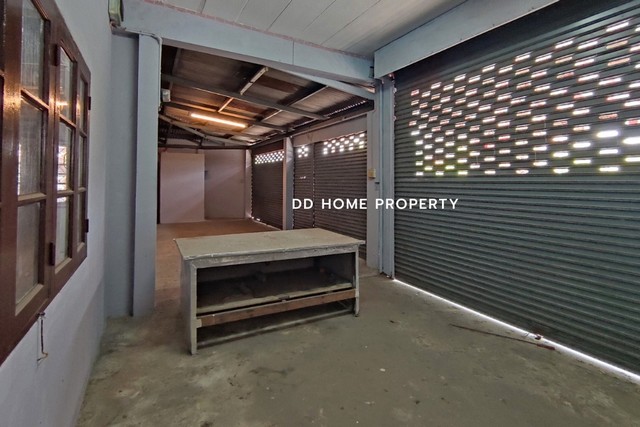 ขายหมู่บ้านบัวทอง บางใหญ่-กาญจนาภิเษก หน้าบ้านหันทางทิศตะวันออกเฉียงเหนือ (DD001726)