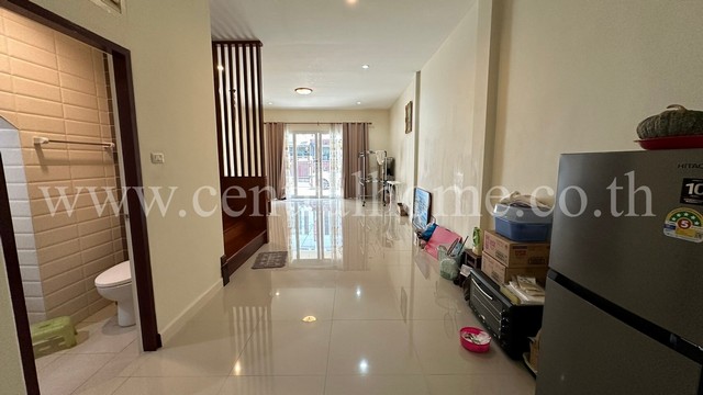 ทาวน์โฮม วิชั่น สมาร์ท ซิตี้ พระราม 5 - นครอินทร์ ตลาดขวัญ