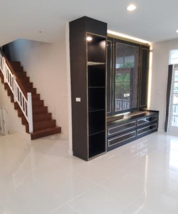 HS 1737 ขายบ้านบุราสิริ วีรันด้า ถนนเลียบคลองสอง หทัยราษฎร์ ใกล้แฟชั่นไอส์แลนด์