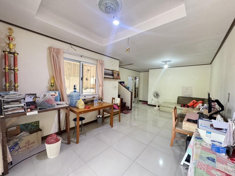 ขายทาวน์เฮ้าส์หมู่บ้านกานดา พันท้ายนรสิงห์ ซอยตัน ร่มเย็น ไม่พลุกพล่าน