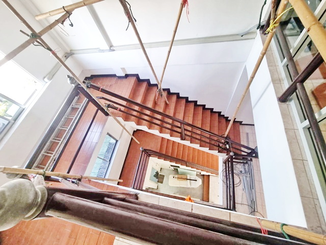 ให้เช่า โฮมออฟฟิศ 3ชั้น 2คูหา รร.เลิศหล้าเกษตรนวมินทร์ 800ม. รร.นานาชาตินีวา 1.2 กม. 9นอน 6น้ำ 500ตรม.100ตรว. นวมินทร์ 107-111  9แอร์